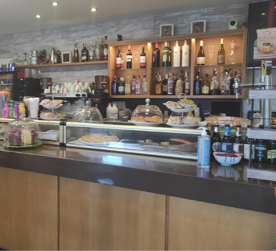 Interior cafetería Avro 540